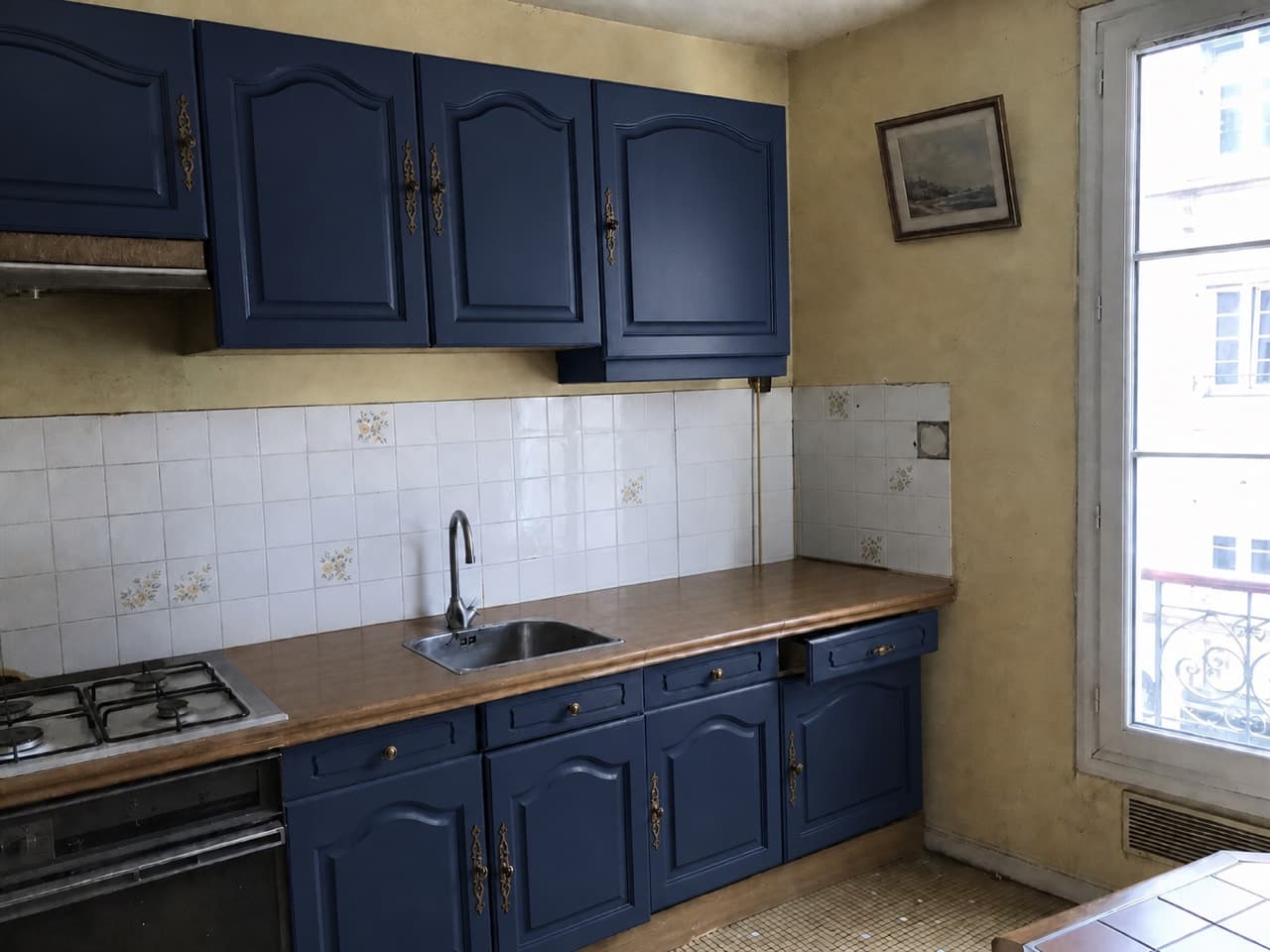 Cabinets redesigned by Roomvana