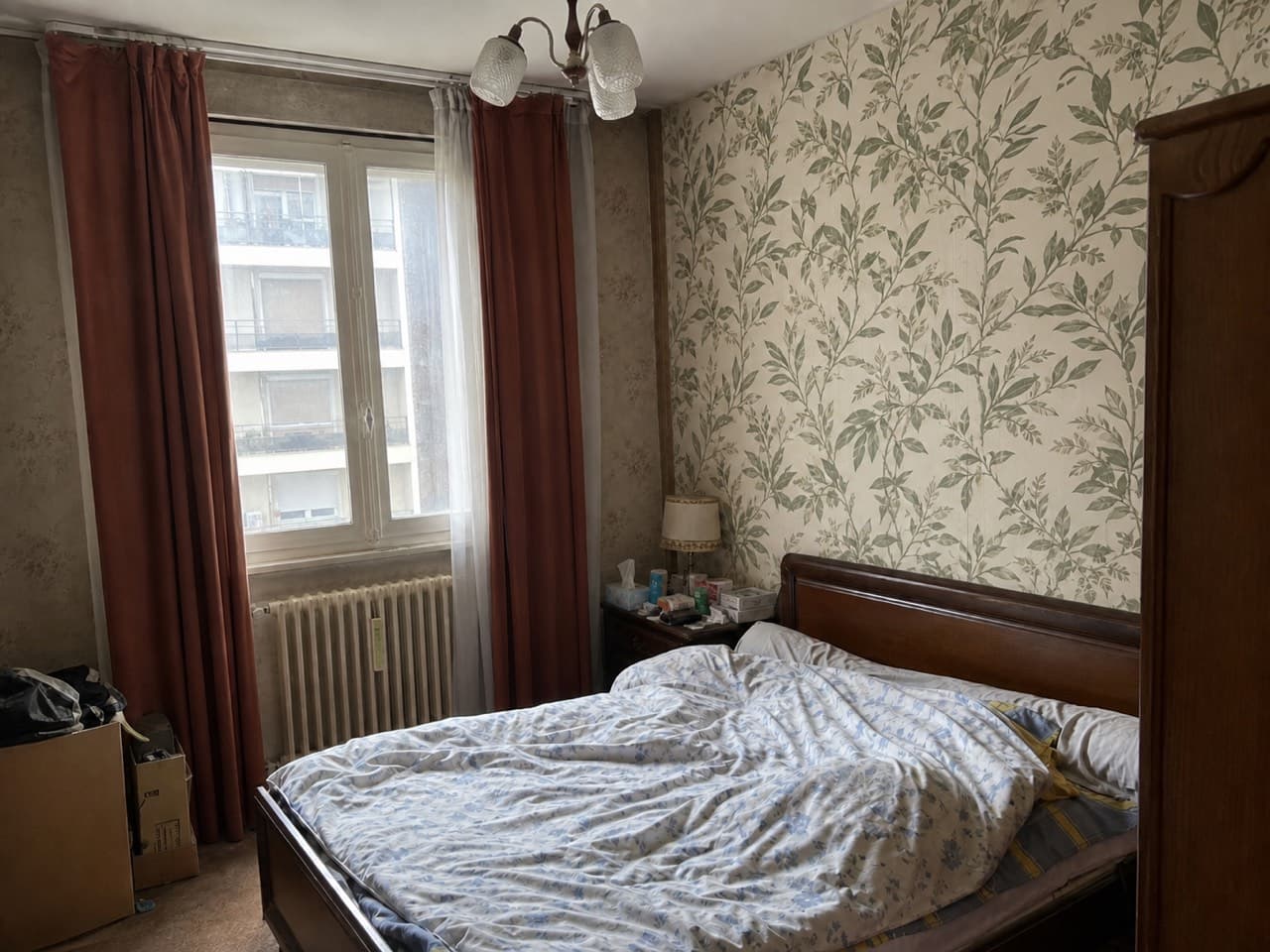 Wallpaper redesigned by Roomvana